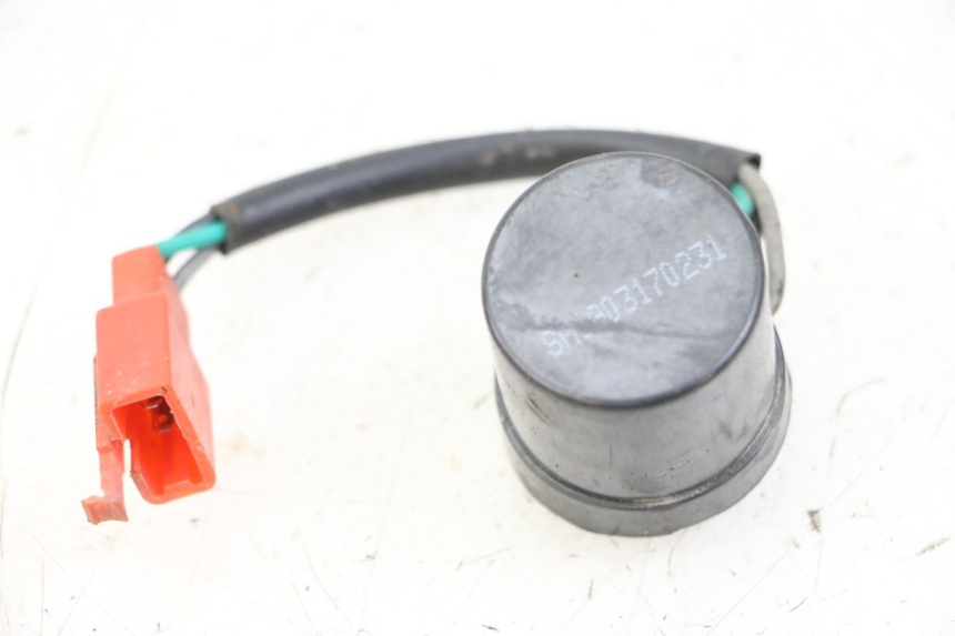 photo de PRZERYWACZ KIERUNKOWSKAZÓW UNIVERSAL BIKE ZN50QT-11B 50 (2018 - 2021) - Widok główny