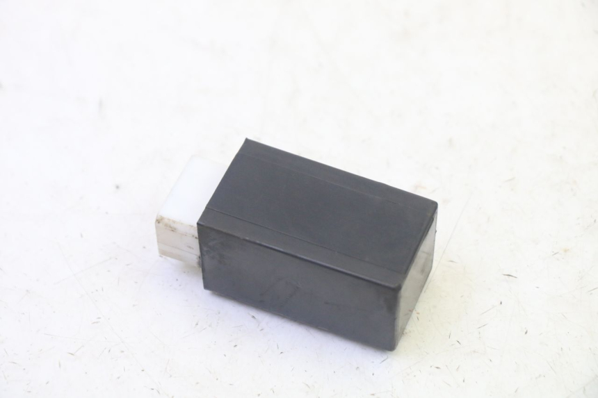 photo de PRZERYWACZ KIERUNKOWSKAZÓW YAMAHA X-MAX XMAX 250 (2006 - 2009) - Inny kąt widzenia