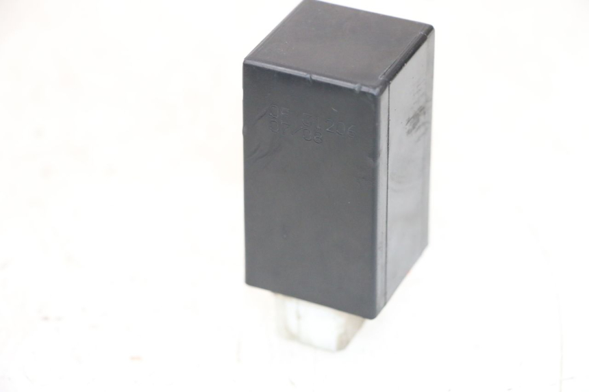 photo de PRZEKAŹNIK KIERUNKOWSKAZU YAMAHA XMAX X-MAX 125 (2006 - 2009) - Szczegół części