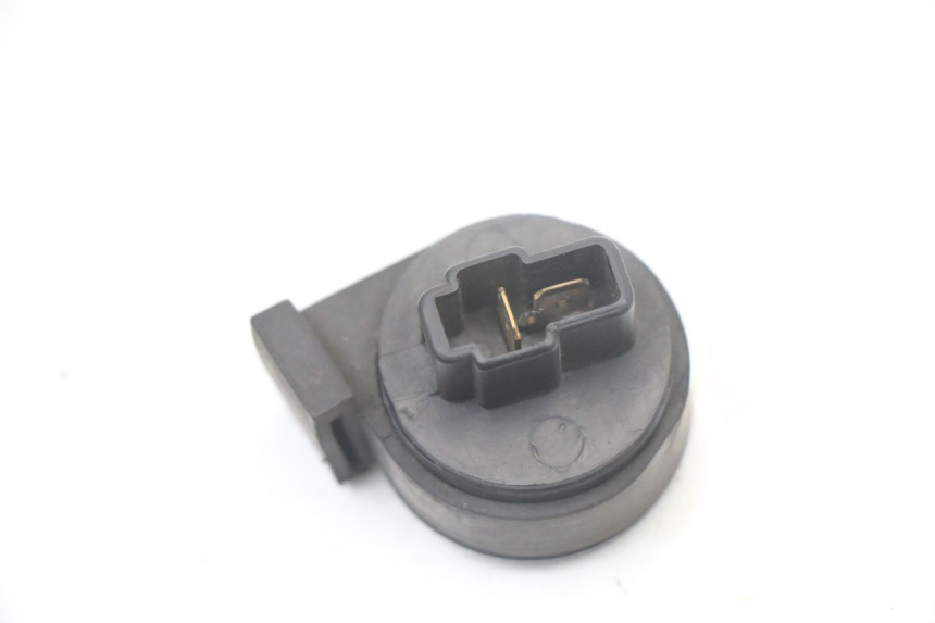 photo de PRZERYWACZ KIERUNKOWSKAZÓW YAMAHA BW'S NG NEXT GENERATION 50 (1996 - 2003) - Zoom stanu zużycia