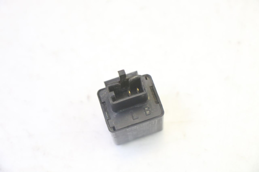 photo de PRZERYWACZ KIERUNKOWSKAZÓW YAMAHA YFM GRIZZLY 550 (2008 - 2015) - Zoom stanu zużycia