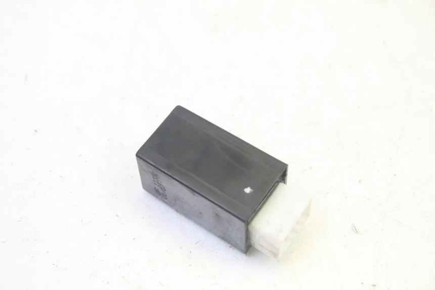 photo de PRZEKAŹNIK KIERUNKOWSKAZU YAMAHA YP MAJESTY 125 (2007 - 2010) - Zoom stanu zużycia