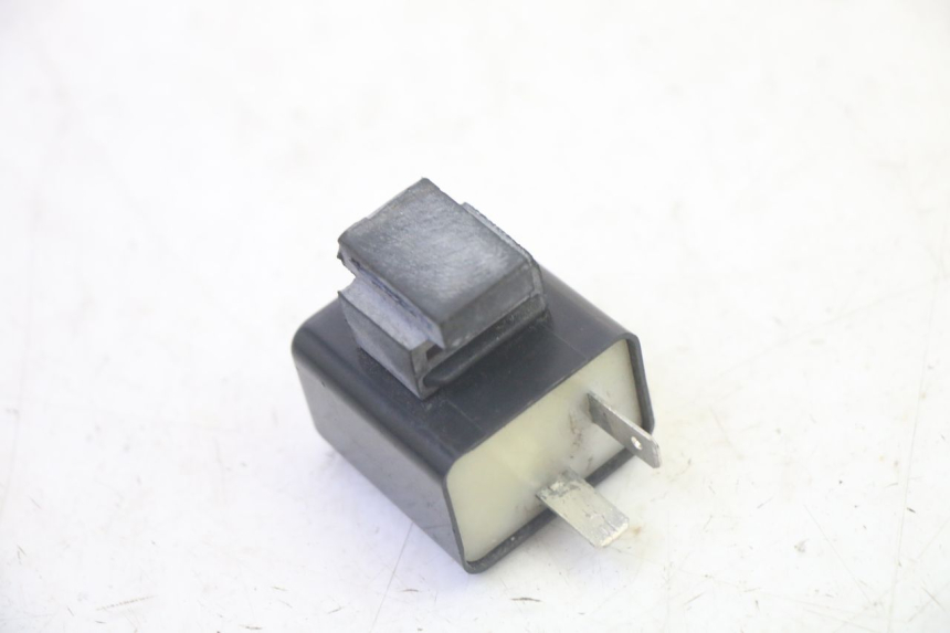 photo de PRZERYWACZ KIERUNKOWSKAZÓW PIAGGIO ZIP 4T 50 (2018 - 2020) - Inny kąt widzenia