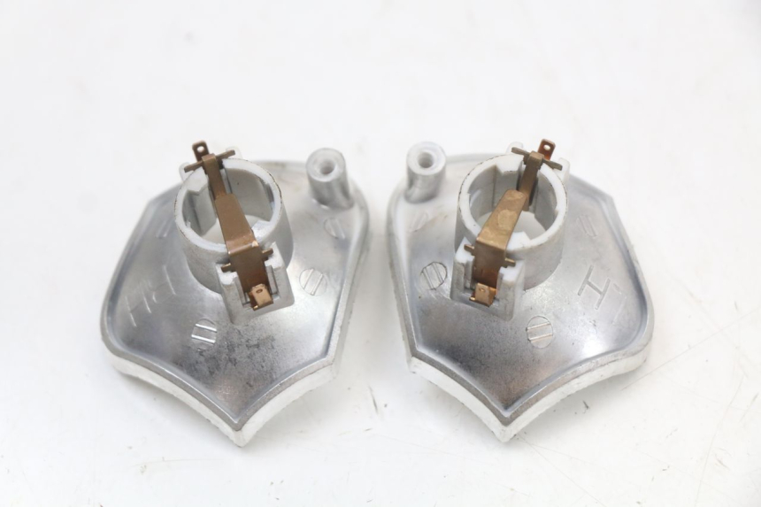 photo de KIERUNKOWSKAZ TYLNY DAELIM A-FOUR 2T 50 (2005 - 2012) - Inny kąt widzenia