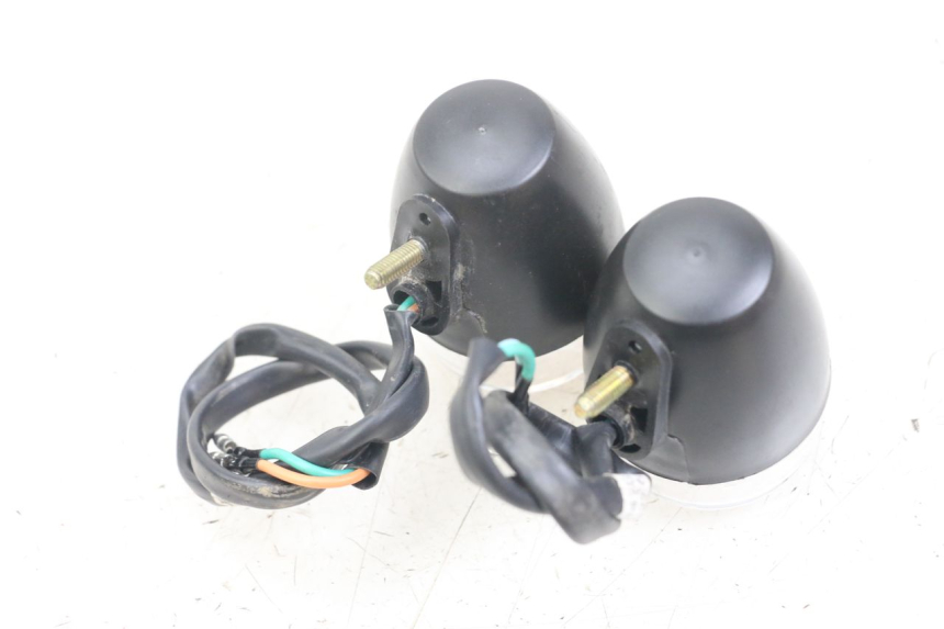 photo de KIERUNKOWSKAZ TYLNY KYMCO AGILITY 4T 50 (2018 - 2022) - Zoom stanu zużycia