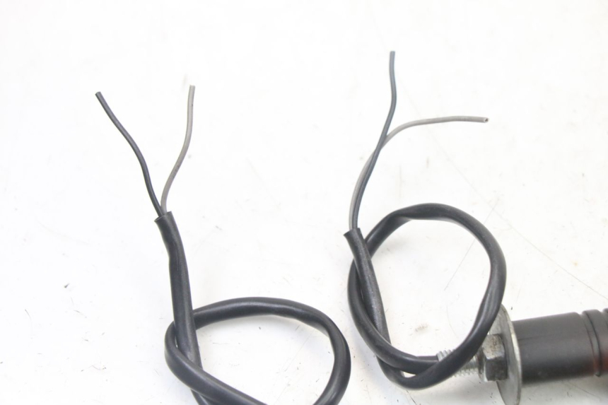 photo de KIERUNKOWSKAZ TYLNY APRILIA RS 50 (1999 - 2005) - Widok ogólny