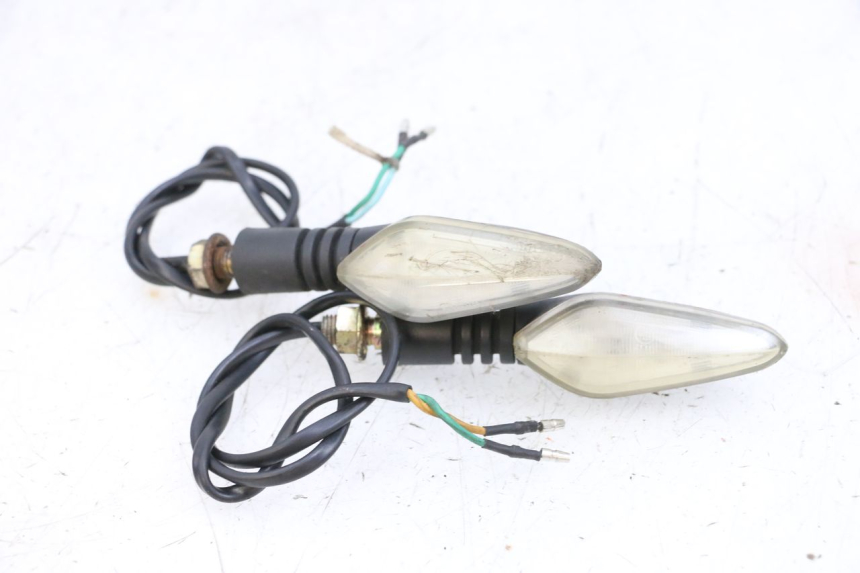 photo de KIERUNKOWSKAZ TYLNY MAG POWER BOMBERS 4T 50 (2016 - 2026) - Zoom stanu zużycia