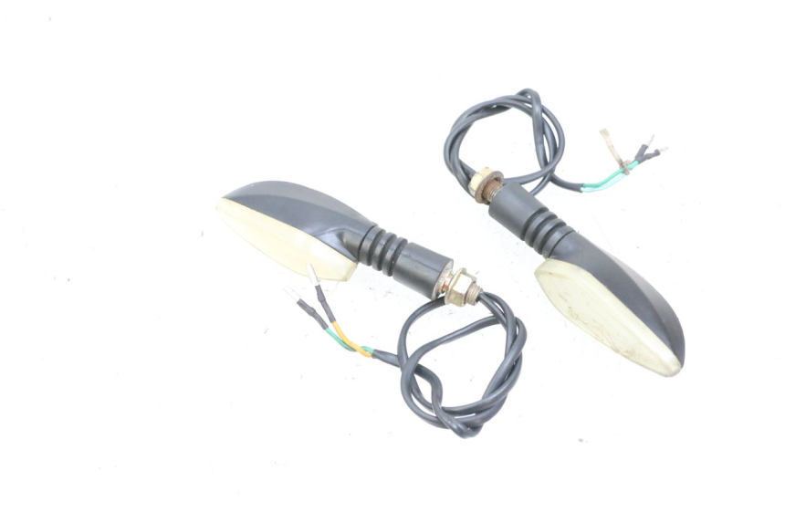 photo de KIERUNKOWSKAZ TYLNY MAG POWER BOMBERS 4T 50 (2016 - 2026) - Widok ogólny