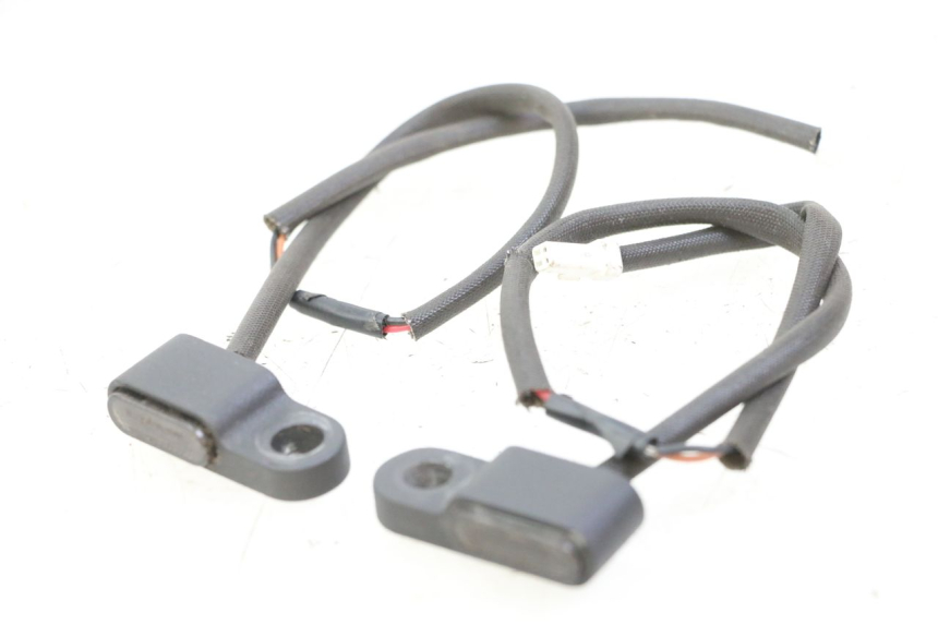 photo de KIERUNKOWSKAZ TYLNY DERBI SENDA SM DRD X-TREME 50 (2011 - 2017) - Szczegół części