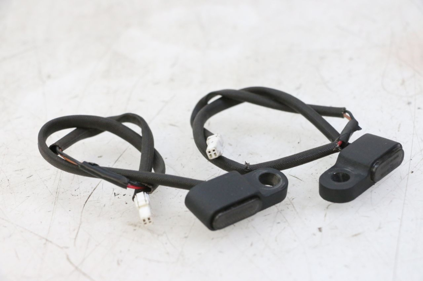 photo de KIERUNKOWSKAZ TYLNY DERBI SENDA SM DRD X-TREME 50 (2011 - 2017) - Stan powierzchni