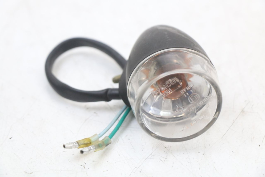 photo de PRAWY TYLNY KIERUNKOWSKAZ KYMCO AGILITY 4T 50 (2005 - 2018) - Zoom stanu zużycia