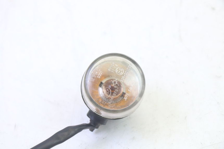 photo de PRAWY TYLNY KIERUNKOWSKAZ KYMCO AGILITY 4T 50 (2005 - 2018) - Zoom stanu zużycia