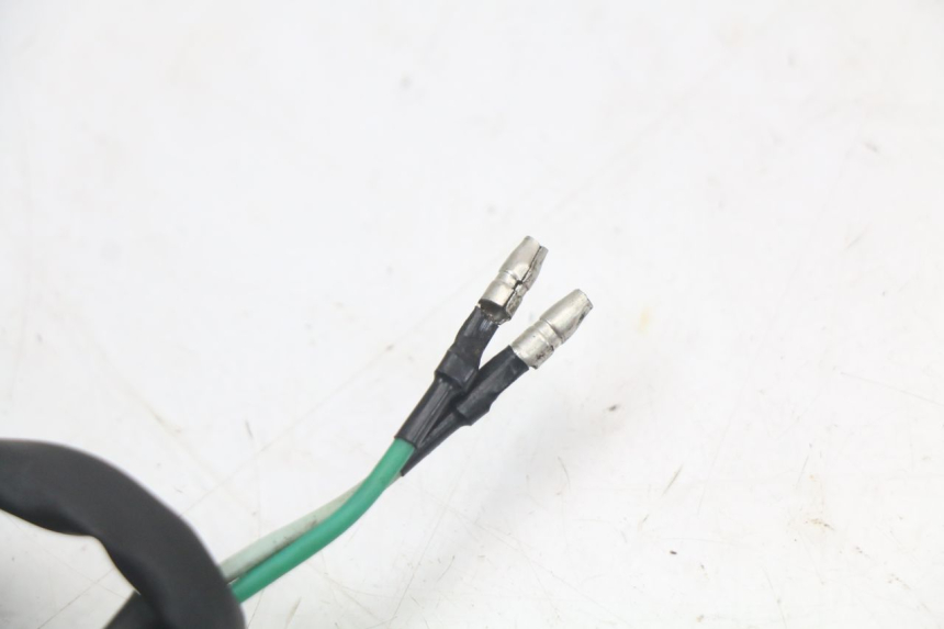 photo de PRAWY TYLNY KIERUNKOWSKAZ KYMCO AGILITY PREMIUM 50 (2007 - 2010) - Zbliżenie techniczne