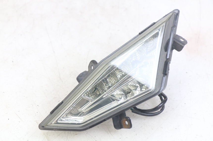 photo de KIERUNKOWSKAZ TYLNY PRAWY NECO ALEXONE 125 (2017 - 2024) - Widok główny