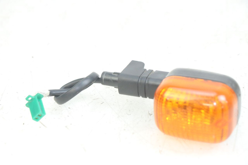 photo de PRAWY TYLNY KIERUNKOWSKAZ YAMAHA BW'S BWS 125 (2010 - 2013) - Widok główny