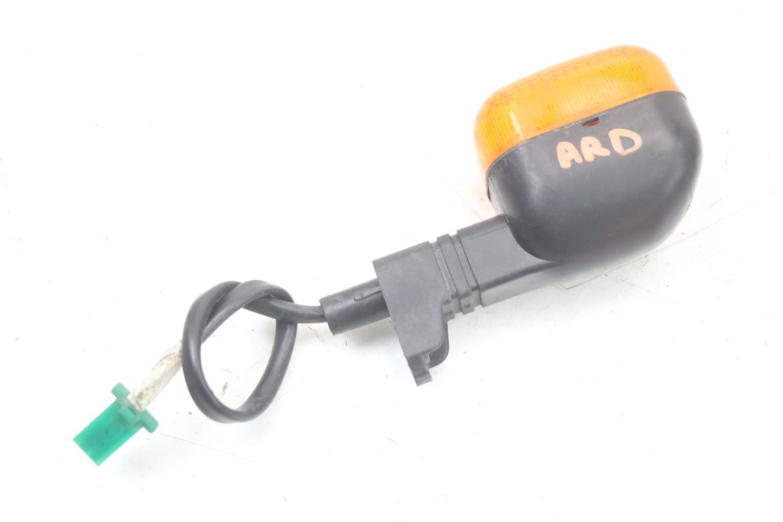 photo de PRAWY TYLNY KIERUNKOWSKAZ YAMAHA BW'S BWS 125 (2010 - 2013) - Inny kąt widzenia