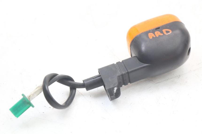 photo de PRAWY TYLNY KIERUNKOWSKAZ YAMAHA BW'S BWS 125 (2010 - 2013) - Zbliżenie techniczne