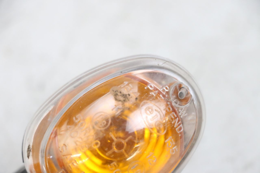 photo de KIERUNKOWSKAZ TYLNY PRAWY YAMAHA BW'S EASY 50 (2013 - 2016) - Zoom stanu zużycia