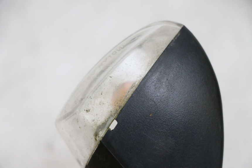 photo de KIERUNKOWSKAZ TYLNY PRAWY KSR CODE 125 (2018 - 2020) - Zoom stanu zużycia