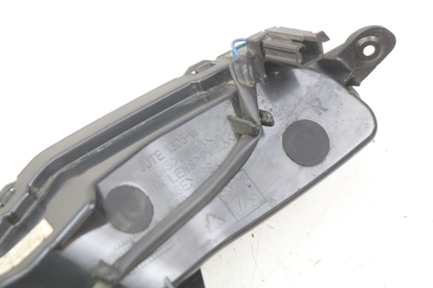 photo de PRAWY TYLNY KIERUNKOWSKAZ PEUGEOT DJANGO 2T 50 (2014 - 2019) - Szczegół części