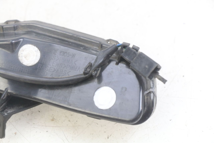 photo de PRAWY TYLNY KIERUNKOWSKAZ PEUGEOT DJANGO 4T 50 (2014 - 2019) - Zoom stanu zużycia