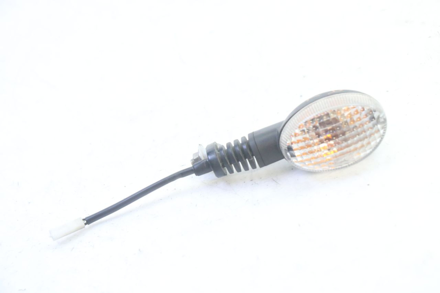 photo de KIERUNKOWSKAZ TYLNY PRAWY SUZUKI DL V STROM 1000 (2002 - 2007) - Szczegół części