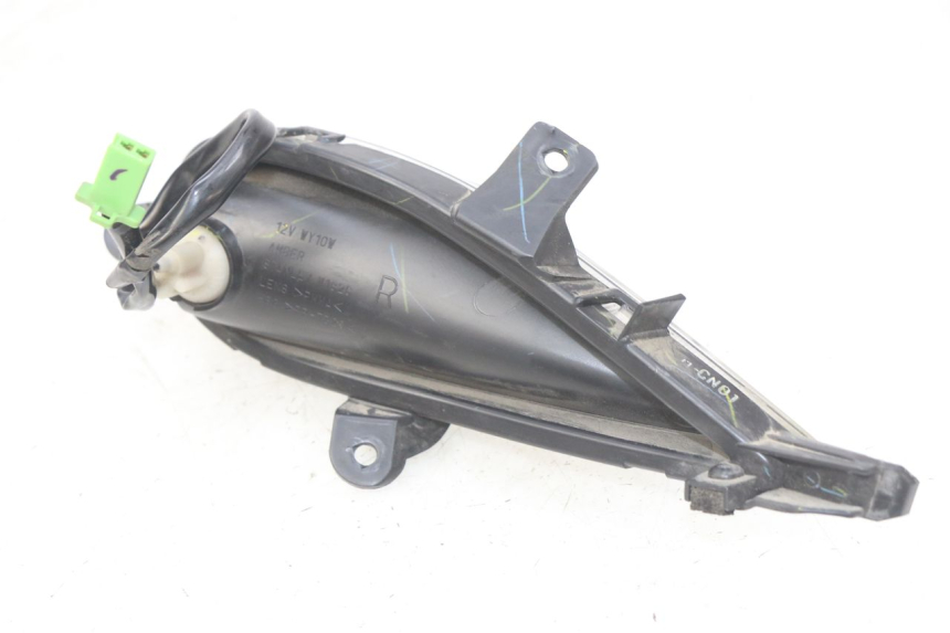 photo de Prawy tylny kierunkowskaz YAMAHA D'ELIGHT DELIGHT 115 (2013 - 2017) - Zoom stanu zużycia