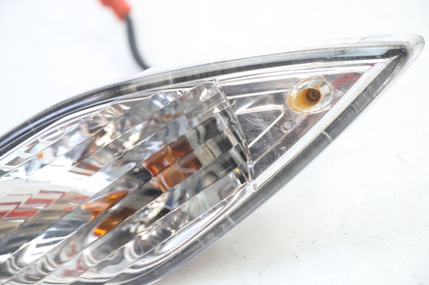 photo de PRAWY TYLNY KIERUNKOWSKAZ SYM FIDDLE 3 III 50 (2014 - 2020) - Zoom stanu zużycia