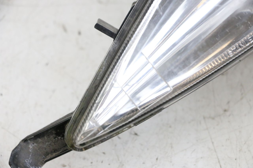 photo de PRAWY TYLNY KIERUNKOWSKAZ MBK FLIPPER 115 (2013 - 2017) - Zoom stanu zużycia