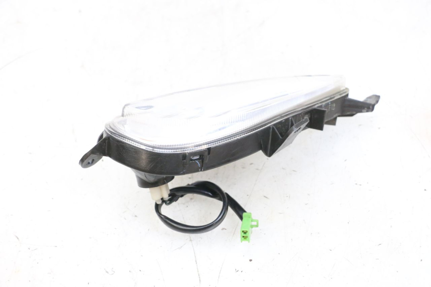 photo de PRAWY TYLNY KIERUNKOWSKAZ MBK FLIPPER 115 (2013 - 2017) - Stan powierzchni