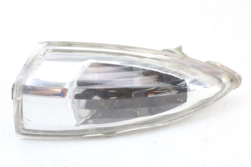 photo de PRAWY TYLNY KIERUNKOWSKAZ PIAGGIO FLY 2T 50 (2004 - 2017) - Szczegół części