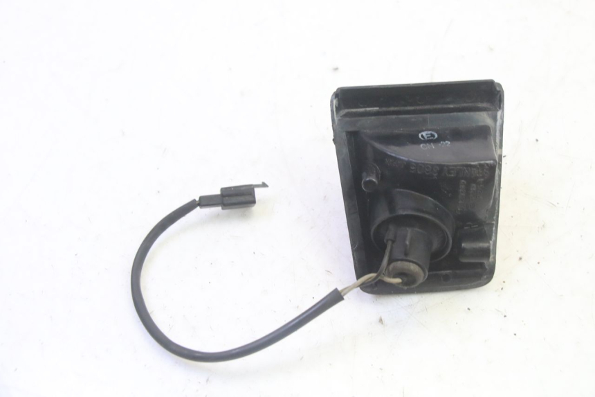 photo de PRAWY TYLNY KIERUNKOWSKAZ KAWASAKI GPX R WARBIRD 600 (1988 - 1993) - Inny kąt widzenia