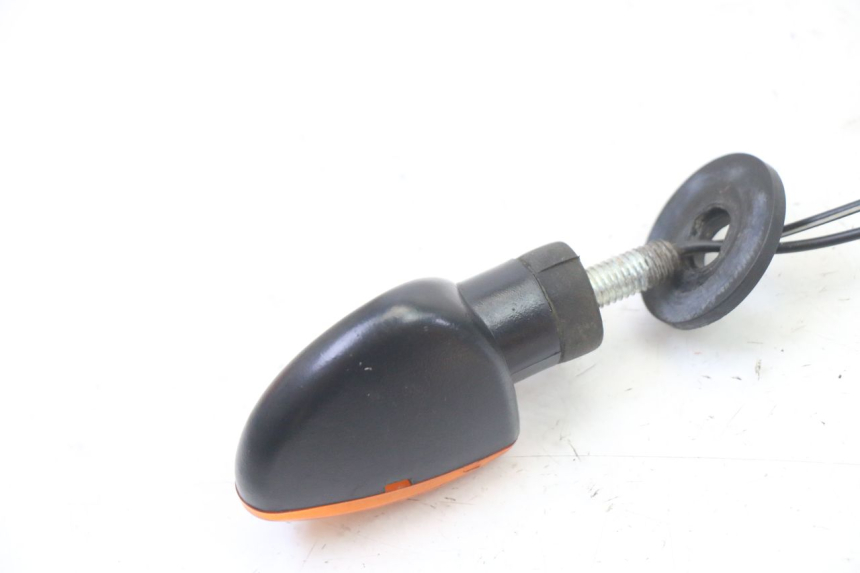 photo de PRAWY TYLNY KIERUNKOWSKAZ SUZUKI GS GSE 500 (2001 - 2003) - Widok ogólny