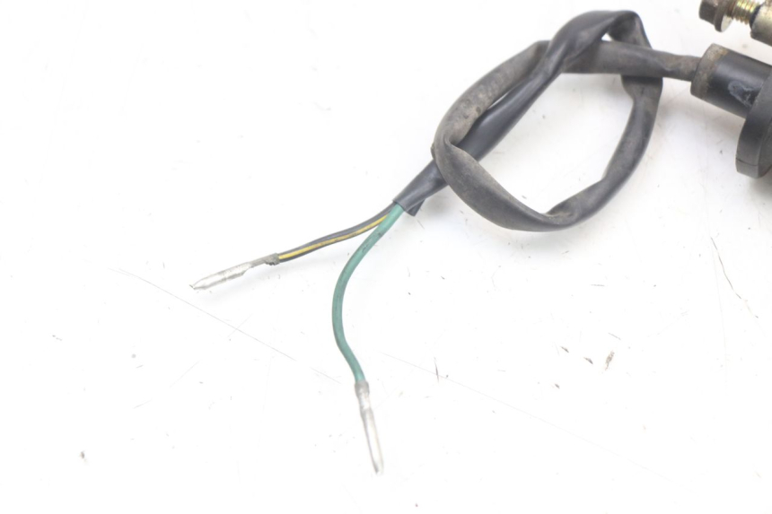 photo de Prawy tylny kierunkowskaz KAWASAKI GTR 1000 (1994 - 2004) - Punkty mocowania