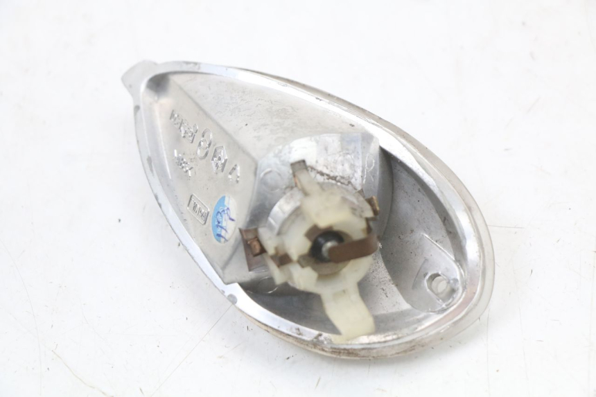 photo de PRAWY TYLNY KIERUNKOWSKAZ PIAGGIO LIBERTY 4T 50 (2004 - 2008) - Zoom stanu zużycia