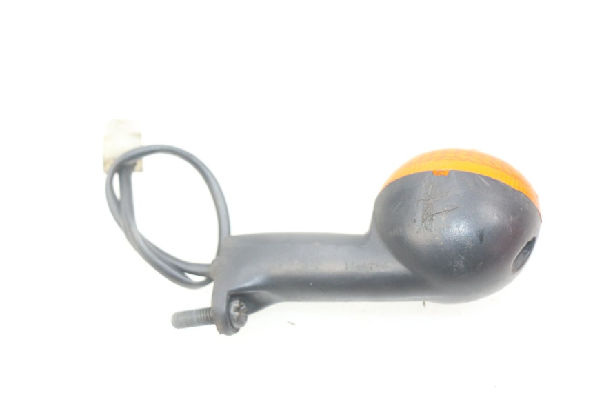 photo de PRAWY TYLNY KIERUNKOWSKAZ PEUGEOT LUDIX 2 PRO 4T 50 (2008 - 2013) - Zoom stanu zużycia