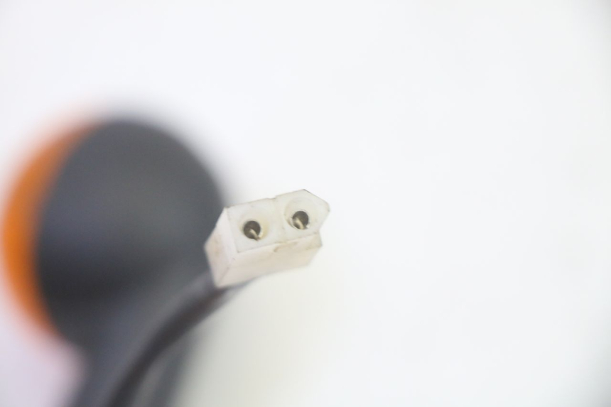 photo de PRAWY TYLNY KIERUNKOWSKAZ PEUGEOT LUDIX 50 (2005 - 2007) - Zbliżenie techniczne