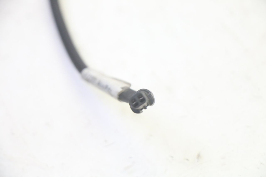 photo de PRAWY TYLNY KIERUNKOWSKAZ PIAGGIO MP3 HPE 350 (2018 - 2020) - Zbliżenie techniczne