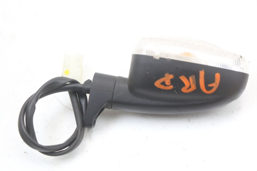 photo de KIERUNKOWSKAZ TYLNY PRAWY MOTO GUZZI NORGE 8V GT 1200 (2011 - 2016) - Zbliżenie techniczne