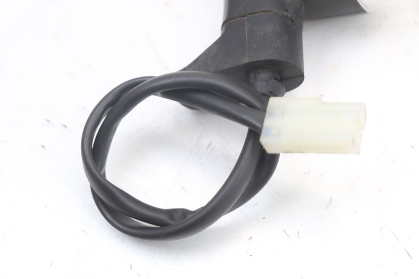 photo de KIERUNKOWSKAZ TYLNY PRAWY MOTO GUZZI NORGE 8V GT 1200 (2011 - 2016) - Widok ogólny