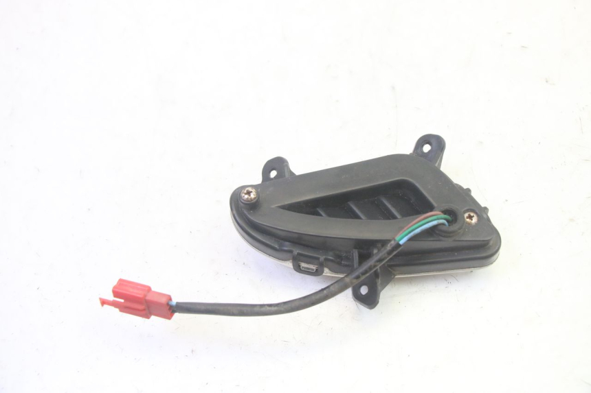 photo de KIERUNKOWSKAZ TYLNY PRAWY JM MOTORS OLDIES GT 4T 50 (2018 - 2025) - Zbliżenie techniczne