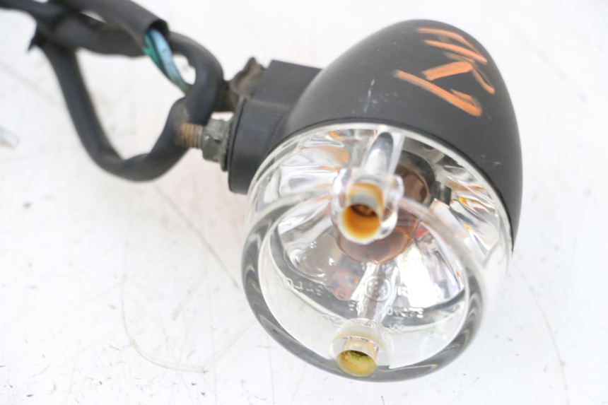 photo de PRAWY TYLNY KIERUNKOWSKAZ SYM ORBIT 2 4T 50 (2008 - 2017) - Szczegół części