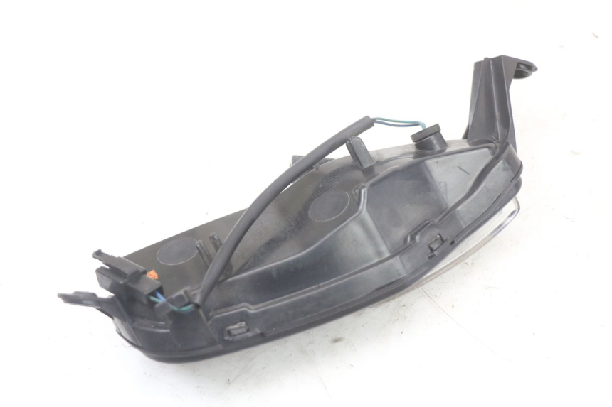 photo de PRAWY TYLNY KIERUNKOWSKAZ PEUGEOT DJANGO 125 (2014 - 2017) - Zbliżenie techniczne