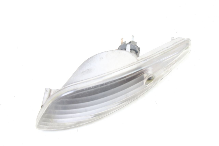 photo de Prawy tylny kierunkowskaz PEUGEOT ELYSTAR 50 (2002 - 2014) - Szczegół części