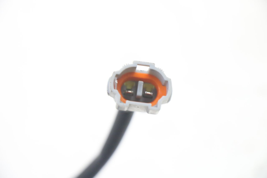 photo de KIERUNKOWSKAZ TYLNY PRAWY PEUGEOT TWEET 4T 50 (2023 - 2025) - Zbliżenie techniczne