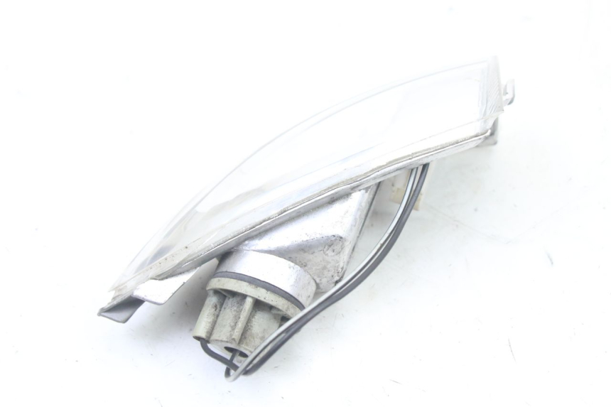 photo de PRAWY TYLNY KIERUNKOWSKAZ PIAGGIO FLY 2T 50 (2004 - 2017) - Zoom stanu zużycia