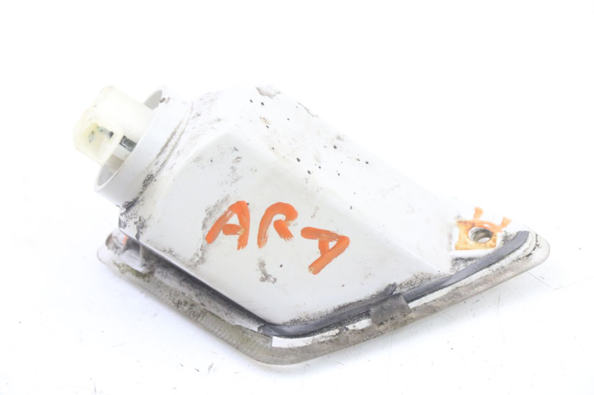 photo de PRAWY TYLNY KIERUNKOWSKAZ PIAGGIO VESPA GRANTURISMO 125 (2003 - 2007) - Zbliżenie techniczne