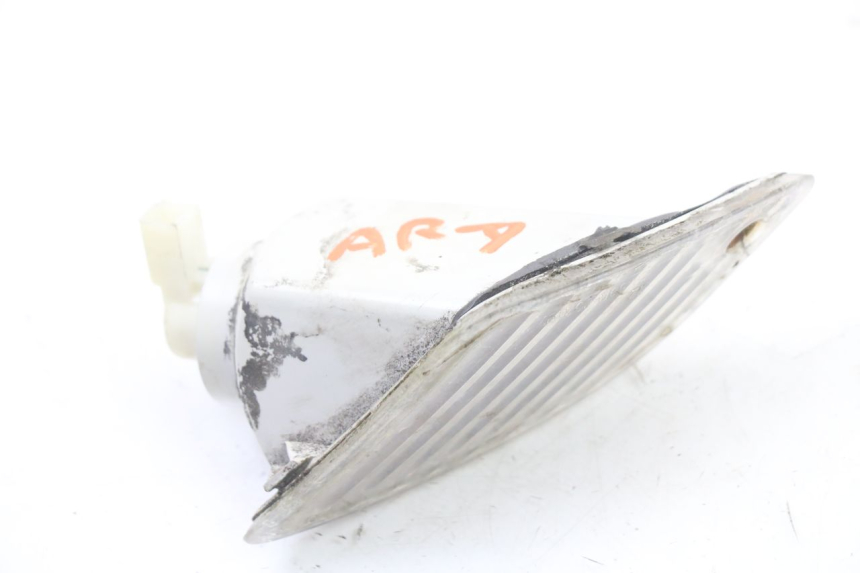 photo de PRAWY TYLNY KIERUNKOWSKAZ PIAGGIO VESPA GRANTURISMO 125 (2003 - 2007) - Punkty mocowania