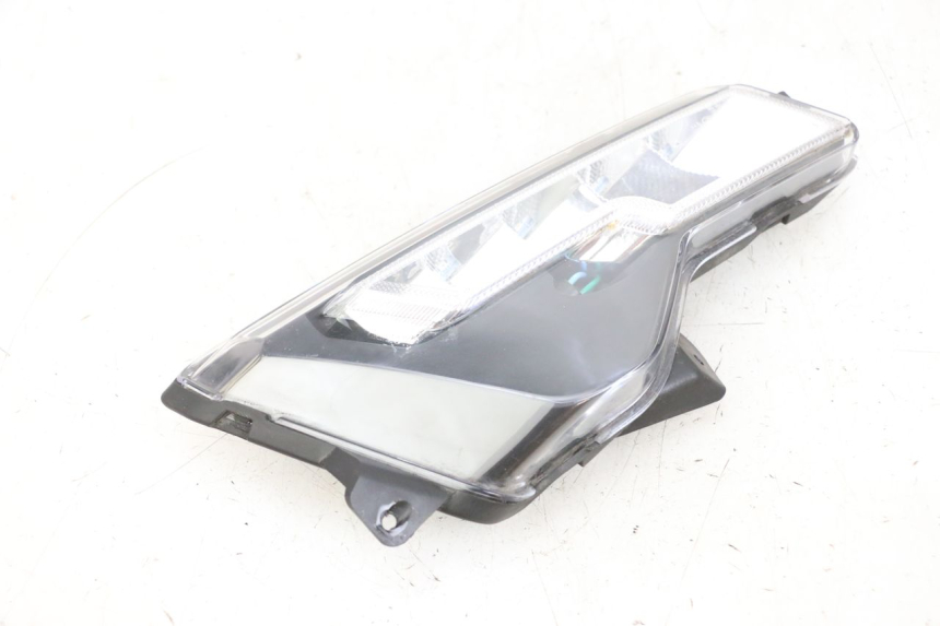 photo de PRAWY TYLNY KIERUNKOWSKAZ EFUN PUSA 1 - Część sprawdzona