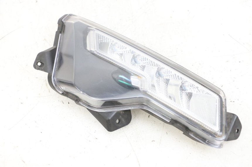 photo de PRAWY TYLNY KIERUNKOWSKAZ EFUN PUSA 1 - Oznaczenia i referencje